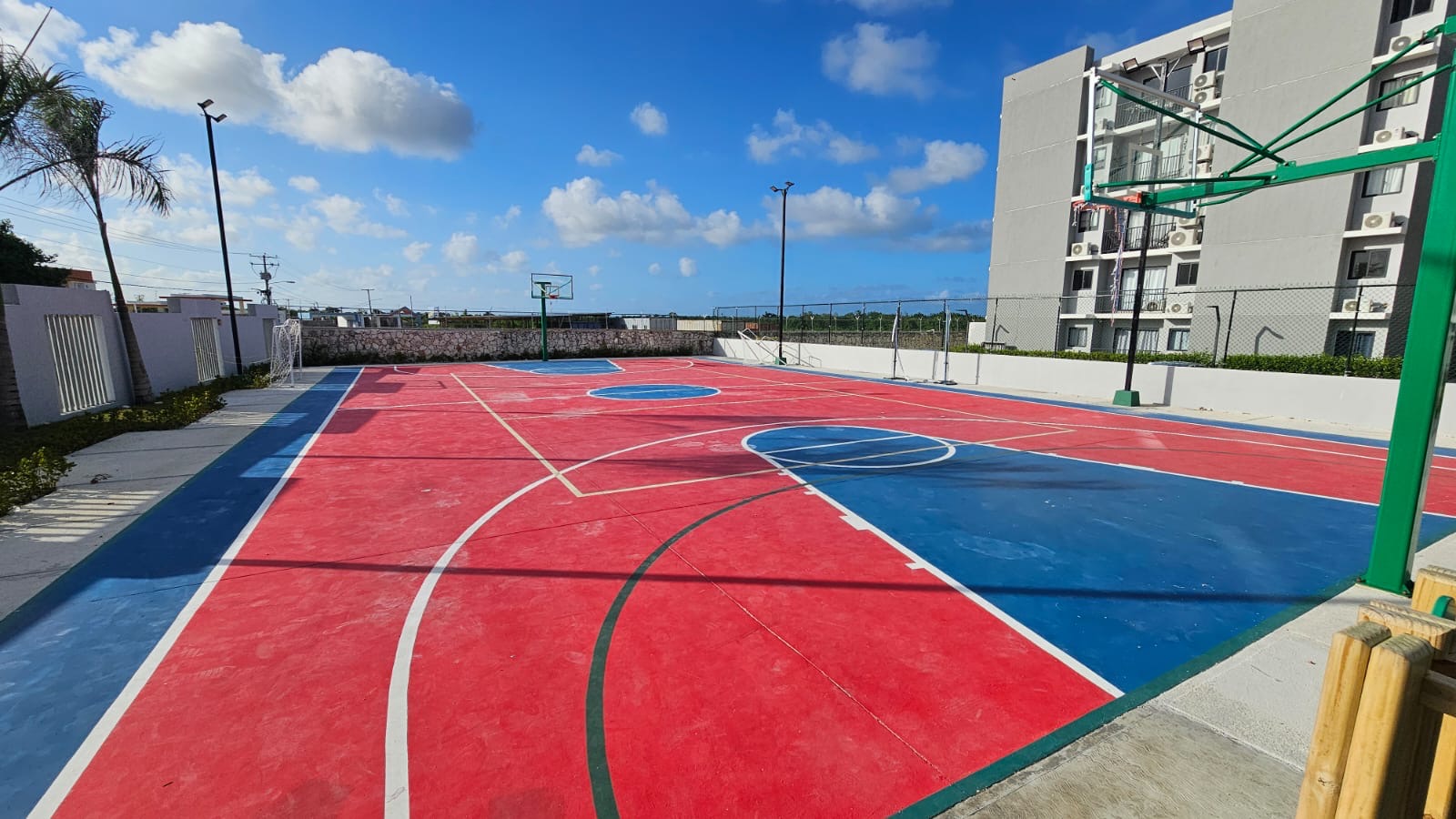 5e7eaee9-00c7-4e48-9761-d05d2eca2edd