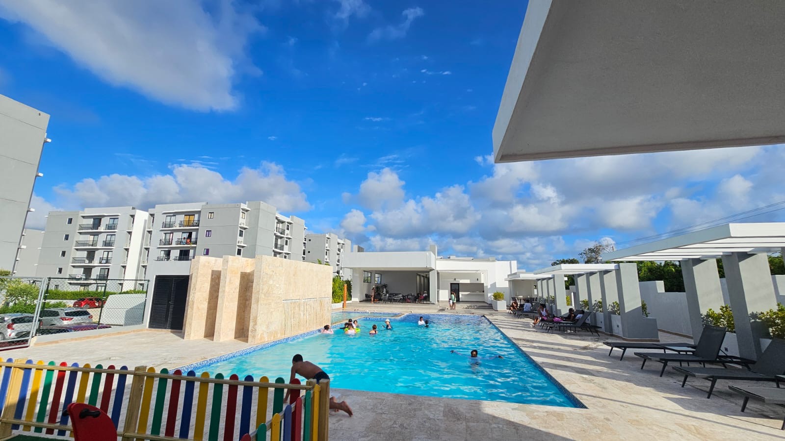 c345764b-2f27-4395-bfca-d6e0d312eefc