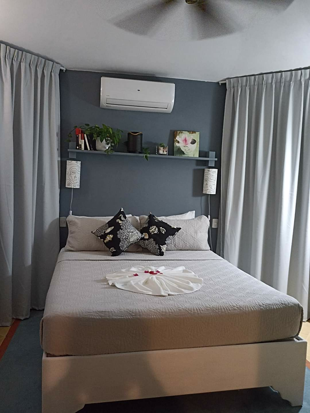 7d24445d-10cd-4efa-85f7-94cd789c3046