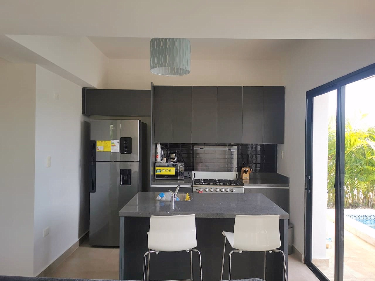 9f219465-573b-4c94-b3e1-e88ff271c826