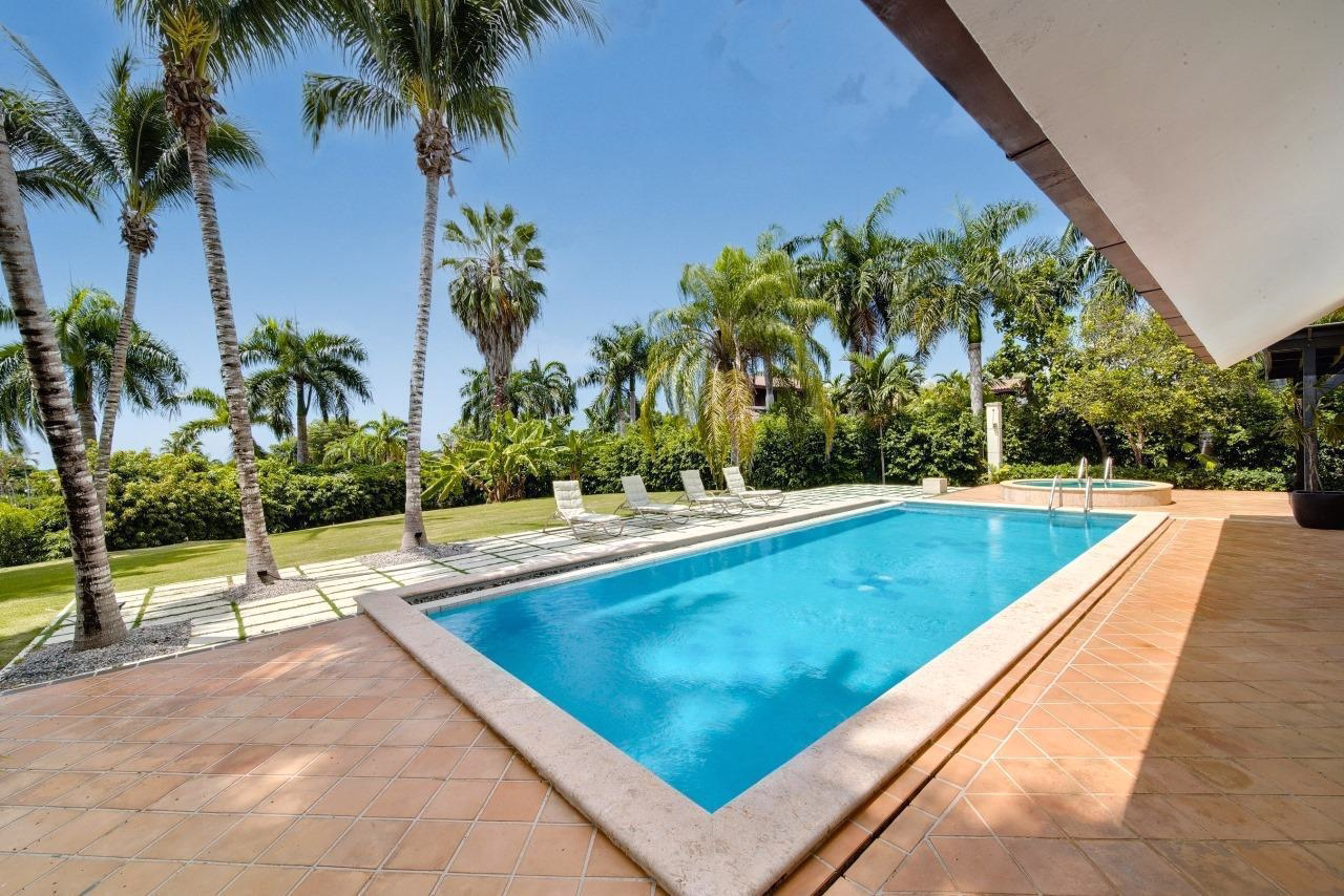 a95e4f3a-a665-4cf7-ba89-430157a7af59