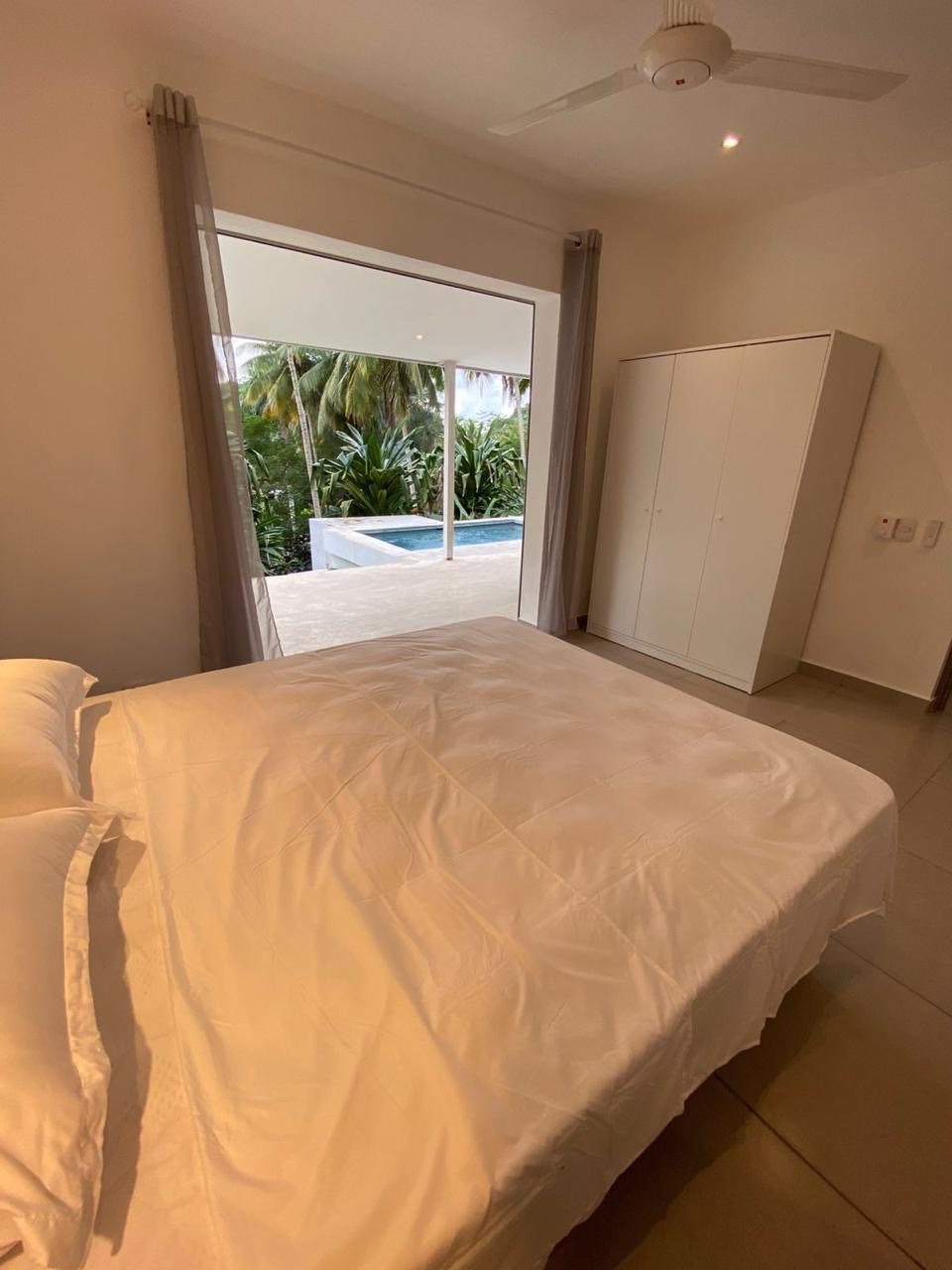 e93dea45-e6d4-4141-aafd-909d373223f8