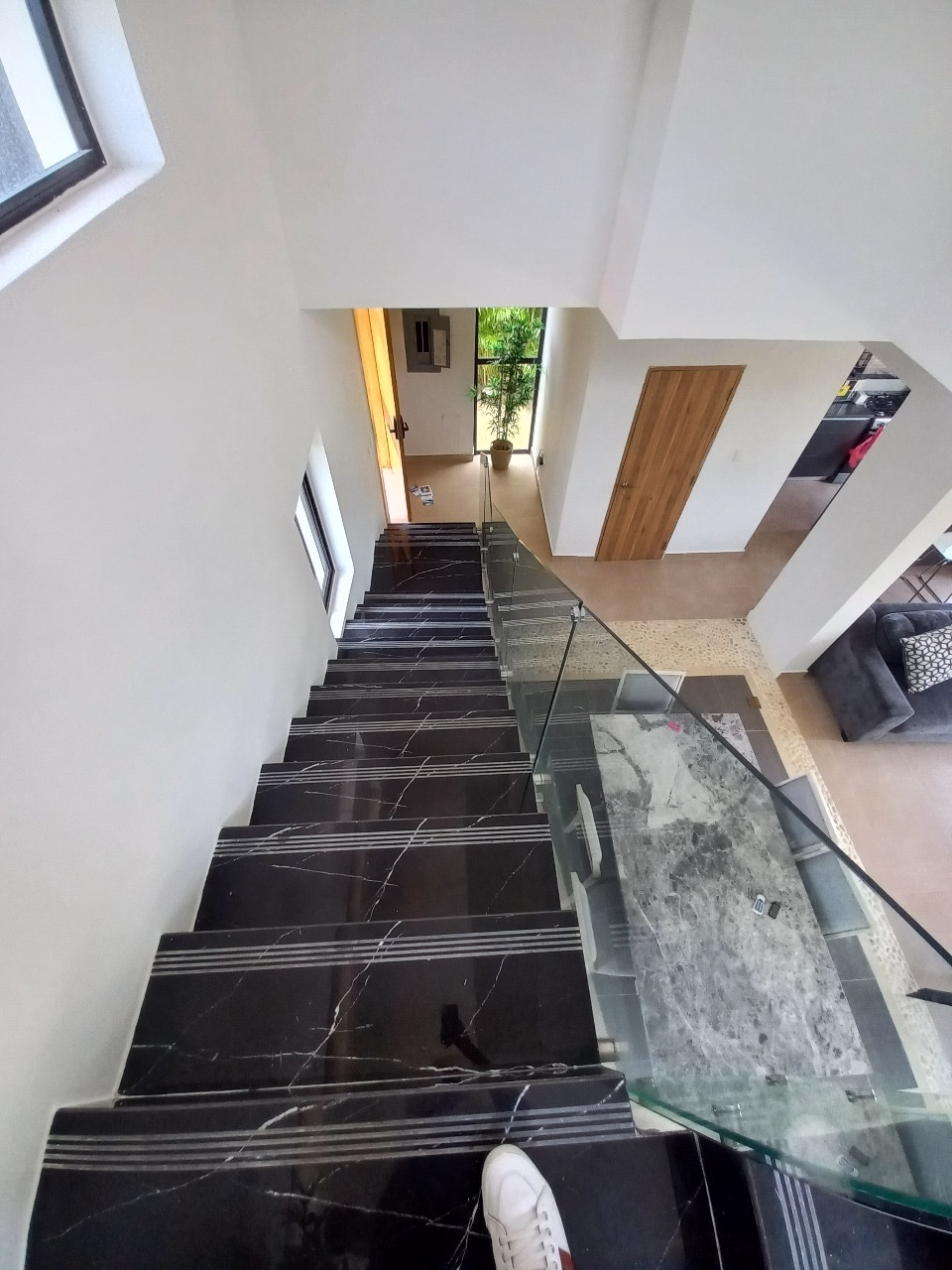 f51ece7e-6368-4310-ae6a-b33875bd792e