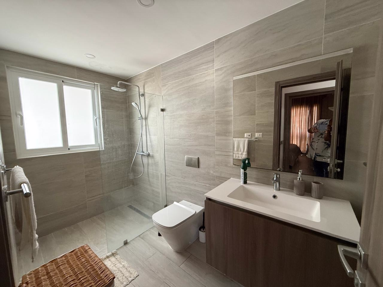 3938bac4-b6b0-4017-b76f-43305abfcdfc