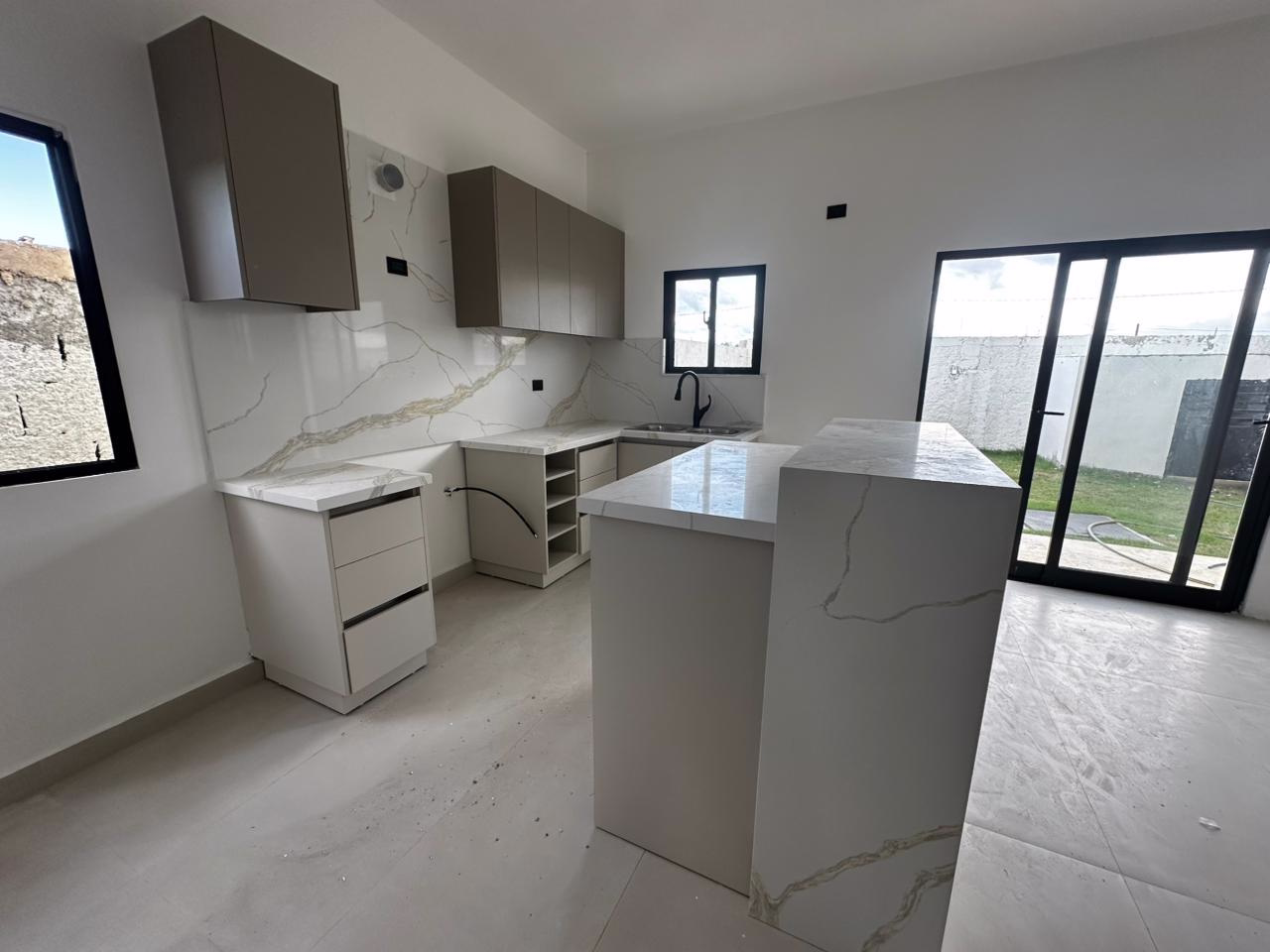 70d2f2ff-fe5a-4fed-8c1d-2cb3c9db7408