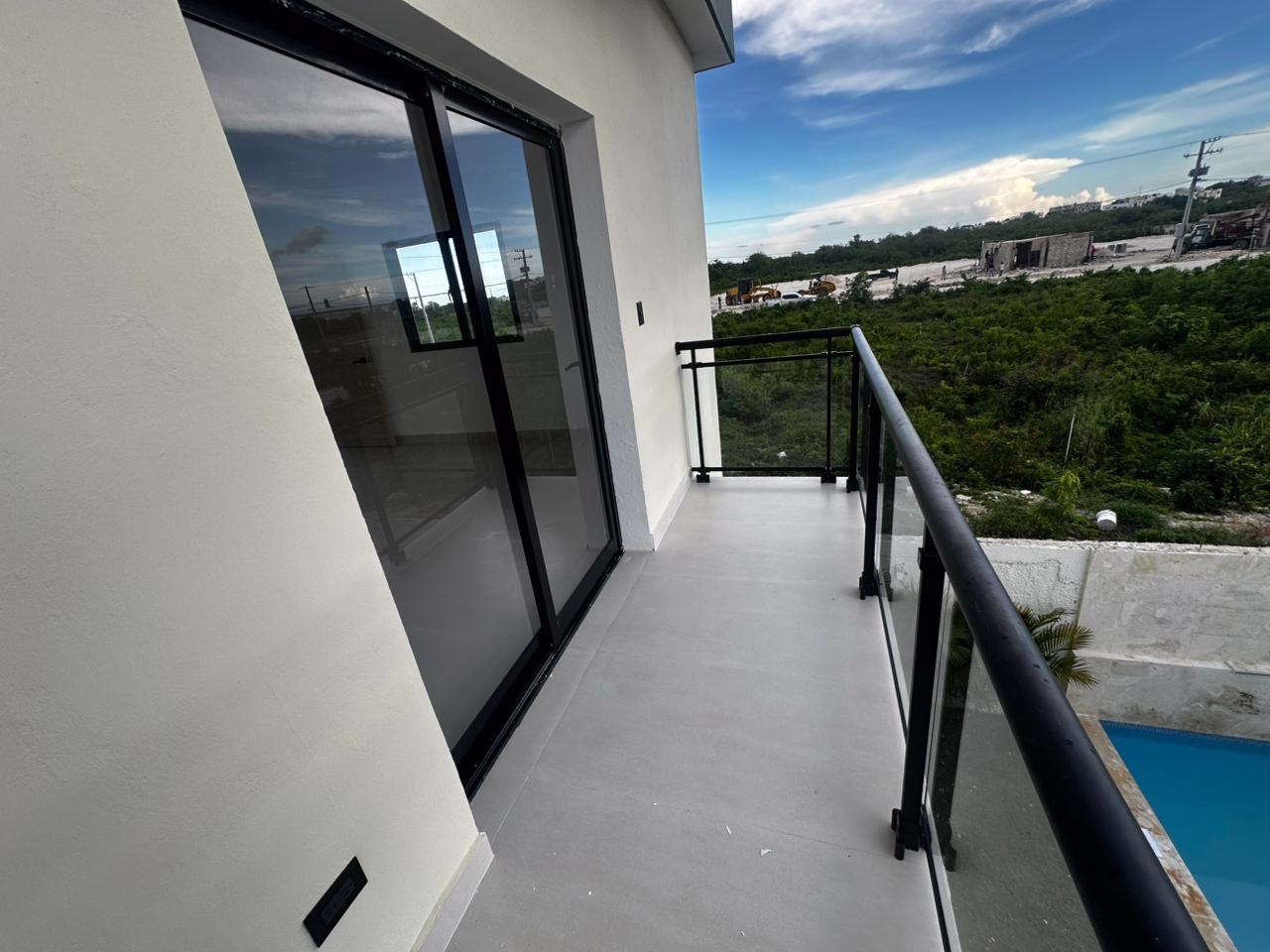 fd5efb71-695a-4856-af36-98a9fec8b6eb