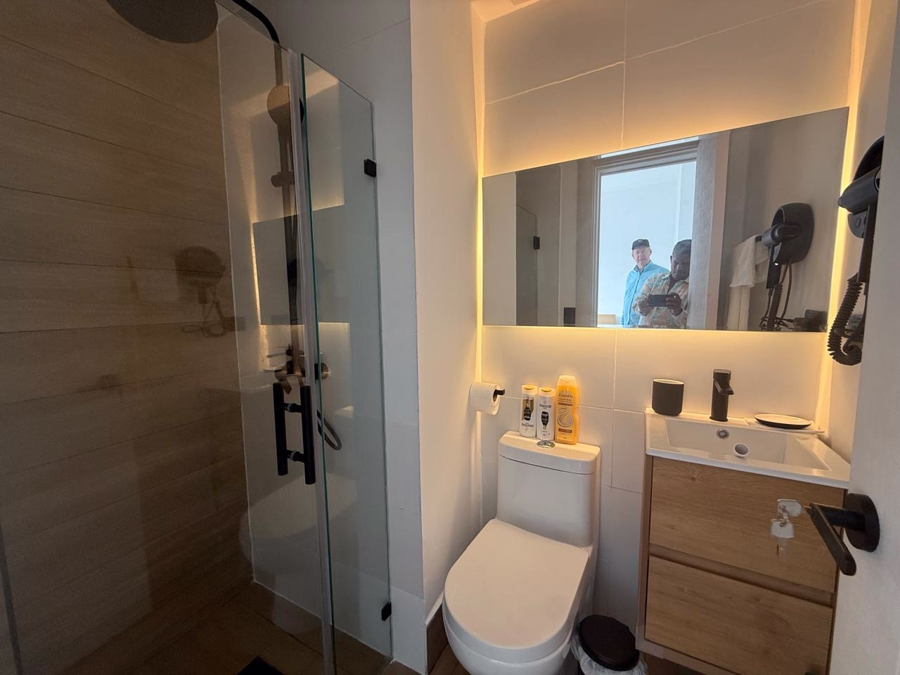 1d2db9c1-ce72-47c0-b071-98fb490960bc