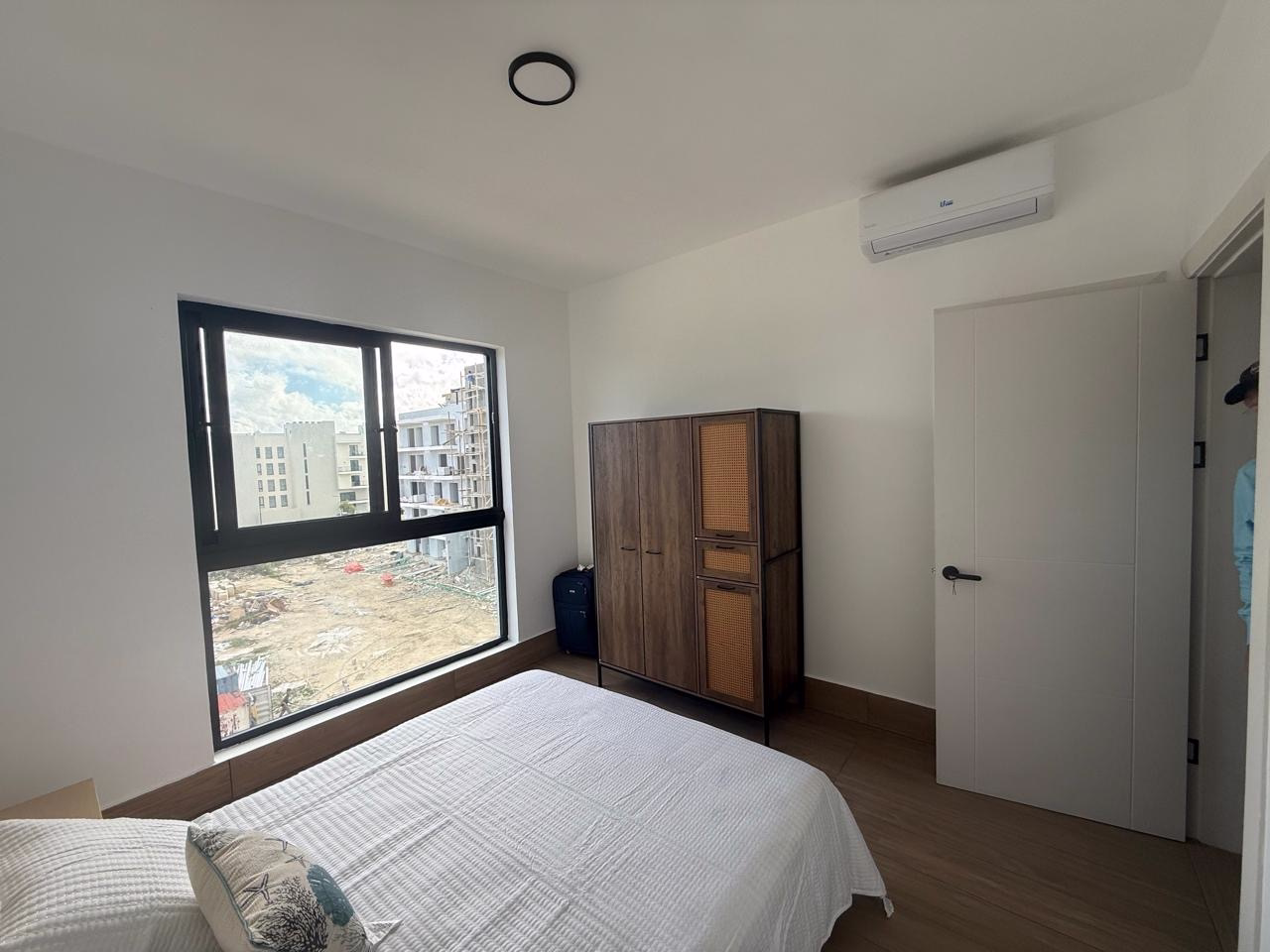 46b164eb-d253-428a-9b8e-b3d037847acf